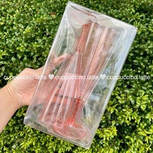 🩷NEW SET✨Target Bullseye Glitter Pink Heart Shaped Champagne Flute Glasses